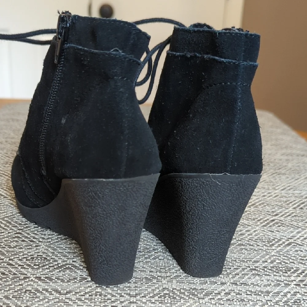 Nine West Black Lace-Up Wedge Booties